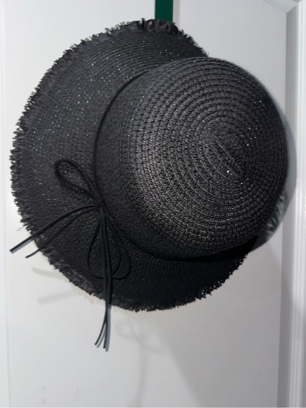 Black Fadivo Sun Hat